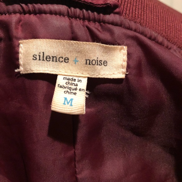Silence and Noise Cranberry Jacket in Size M - Picture 4 of 6